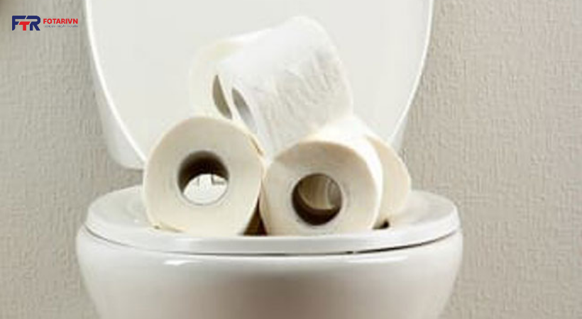 Nguyên Nhân Bồn Cầu Bị Nghẹt – Khi Bồn Cầu Không Còn "Lối Thoát" 