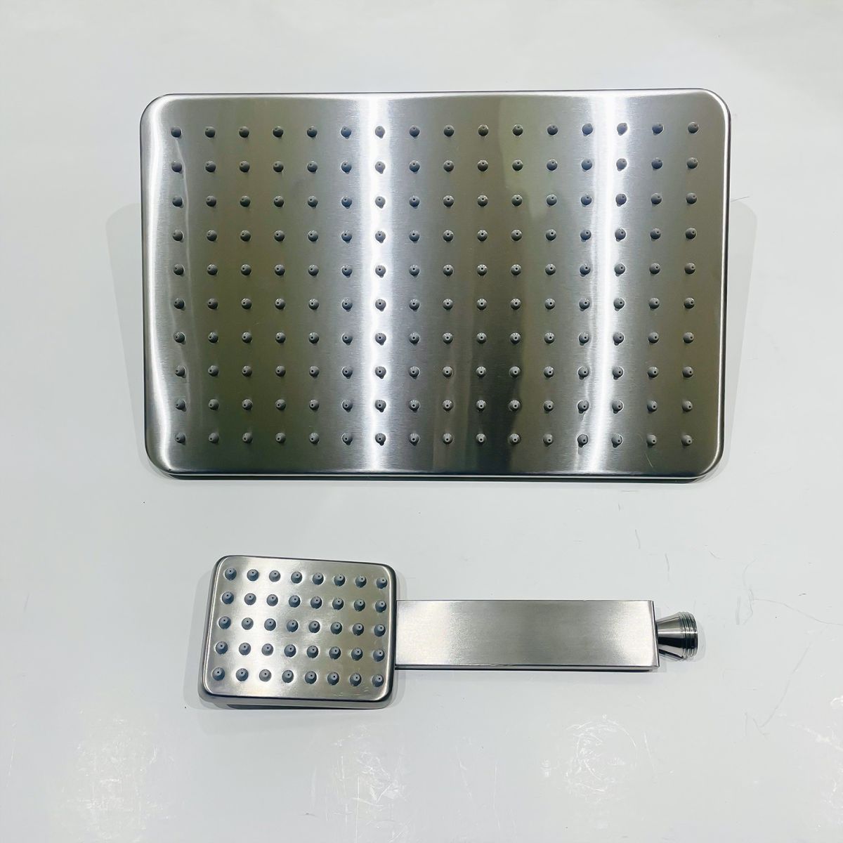 Sen cây tắm đứng Inox 304 F-1080 