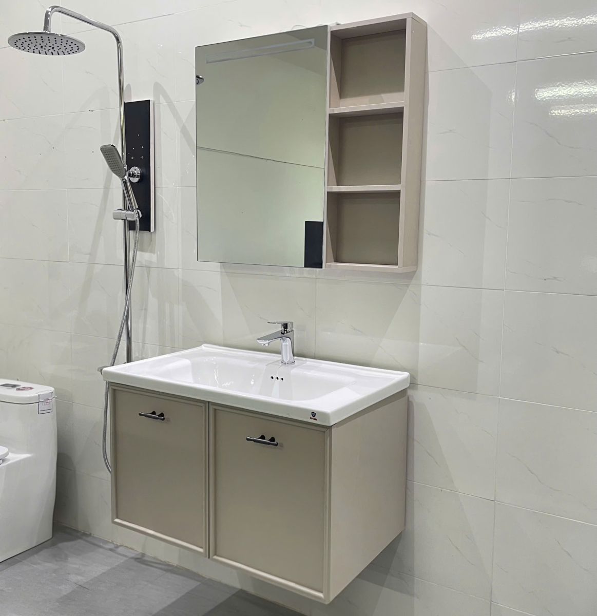 Tủ Lavabo Plywood Phủ Melamine Fotari TG-2250