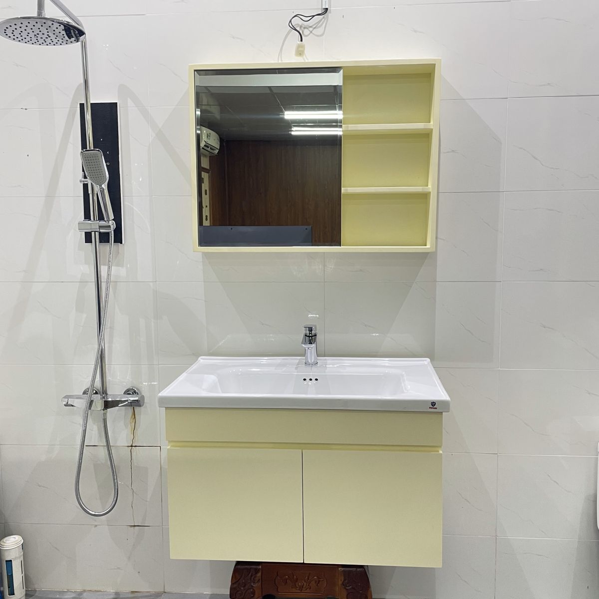 Tủ lavabo treo tường Fotari TN-2080 
