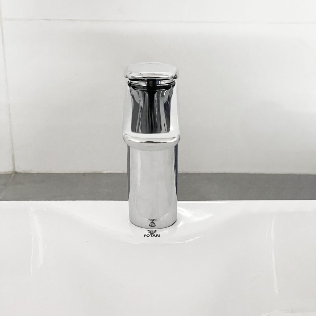 Ảnh thực tế vòi Lavabo Nóng Lạnh Fotari A-VL31
