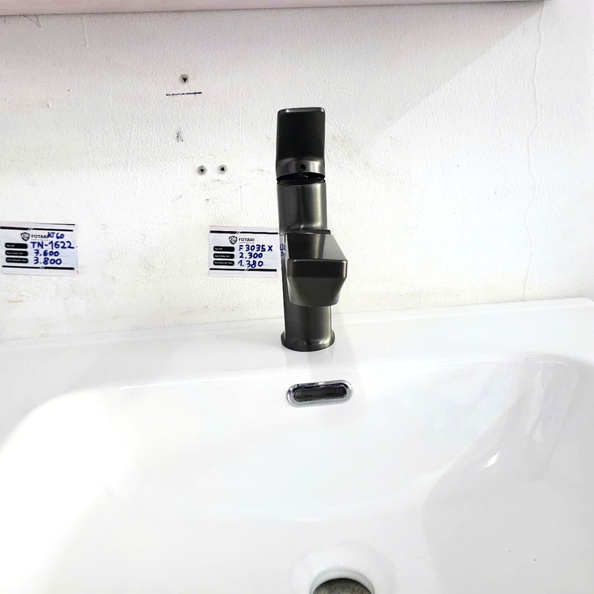 Vòi nóng lạnh lavabo Fotari F-3035X