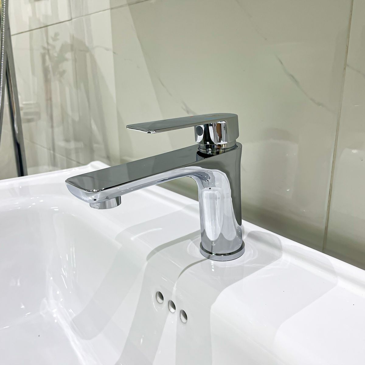 Vòi nóng lạnh lavabo Fotari A-7909-1
