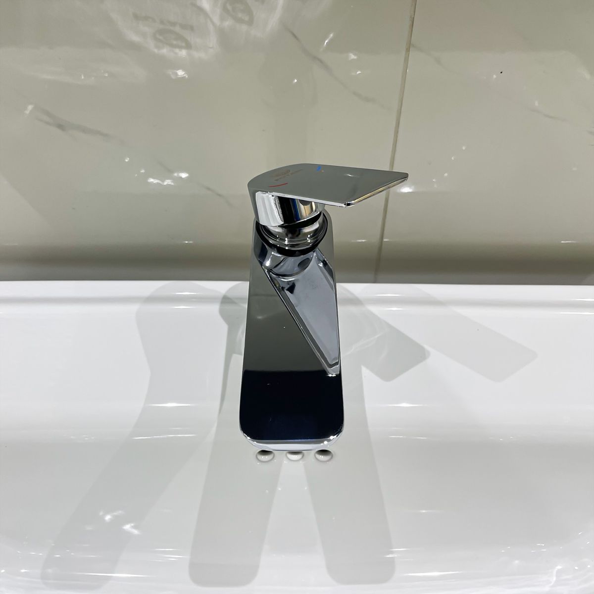 Vòi nóng lạnh lavabo Fotari A-7909-1