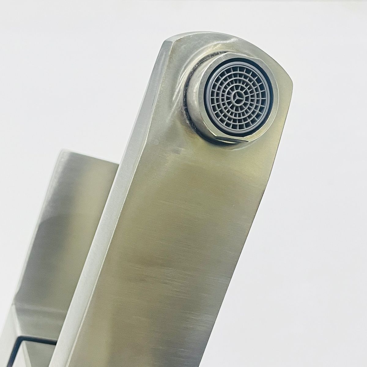 Vòi nóng lạnh lavabo Foatri F-3002