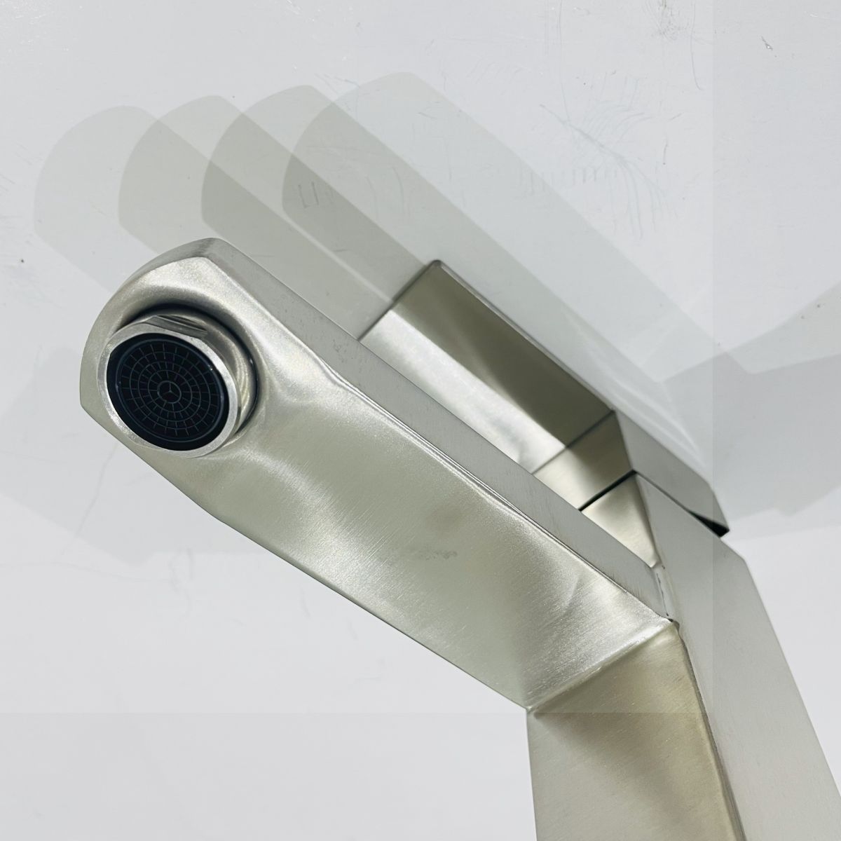 Vòi nóng lạnh lavabo Fotari F-3002B