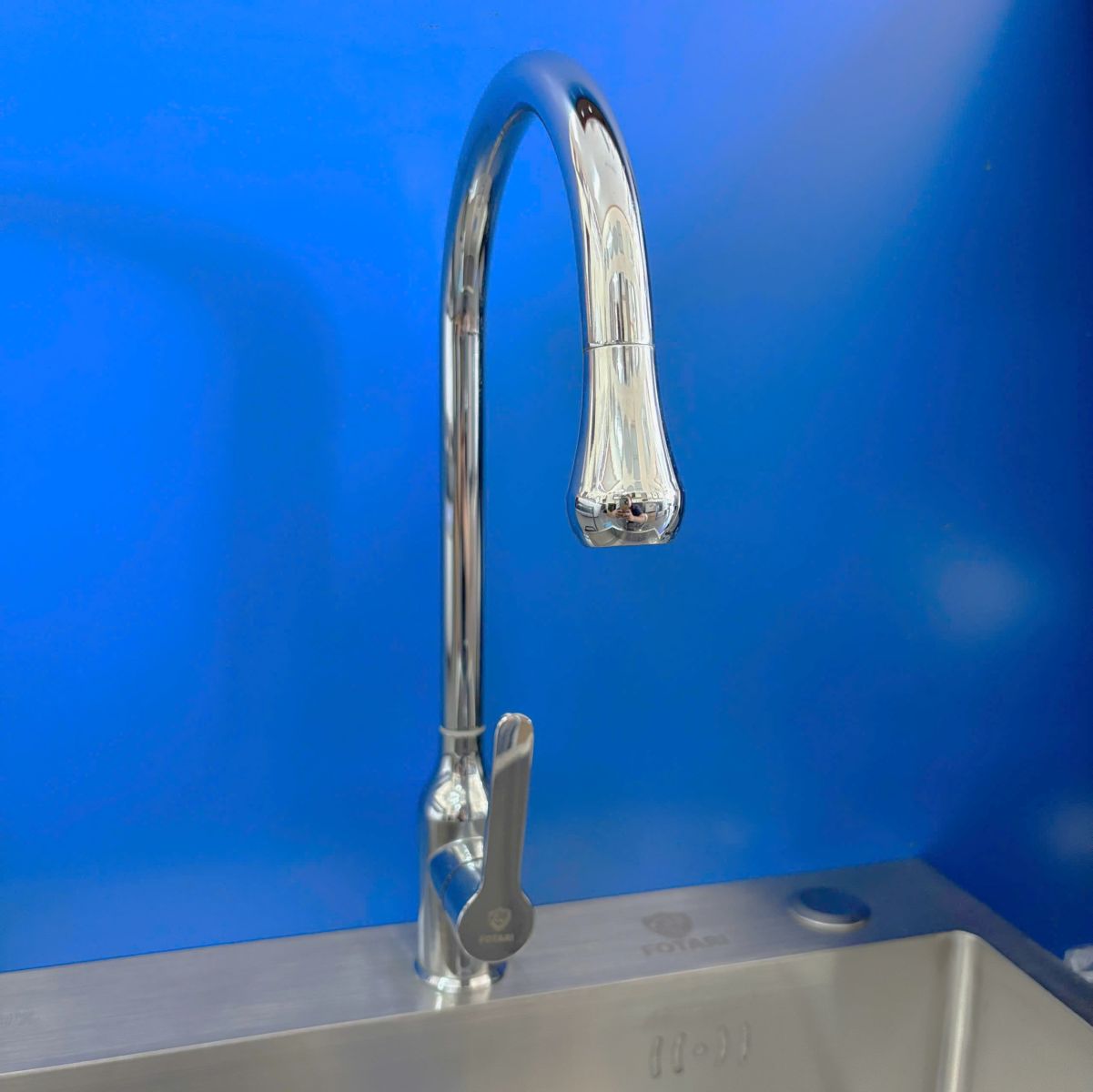 Vòi chén lạnh xi bóng Fotari F-5025