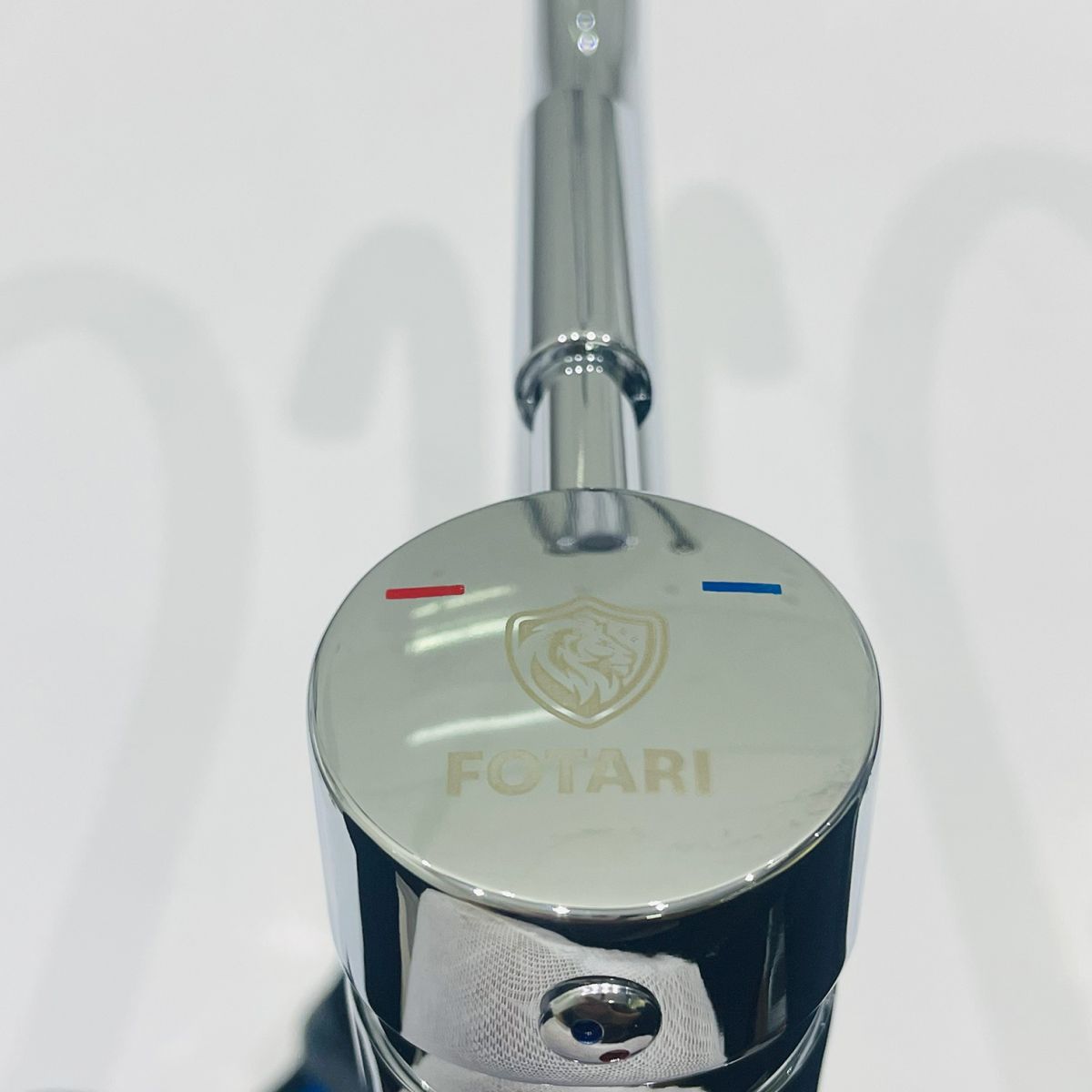 Vòi nước rửa bát nóng lạnh Fotari F-4015