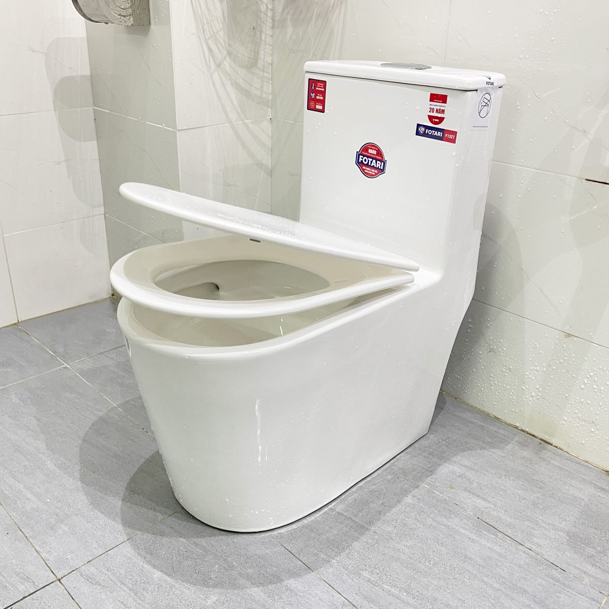 Bồn Cầu Sứ Fotari 1327