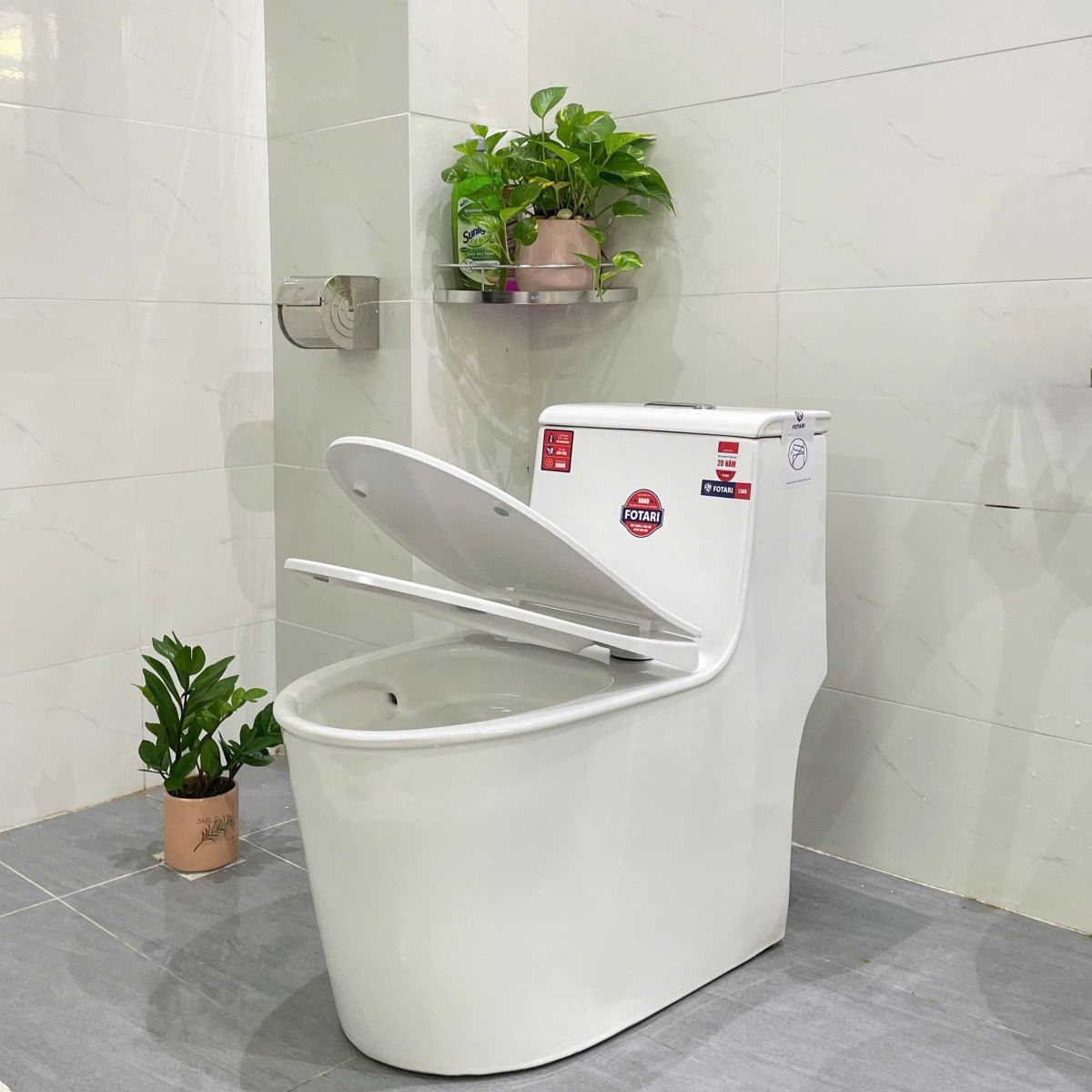 Bồn Cầu Liền Khối Fotari 1368 1
