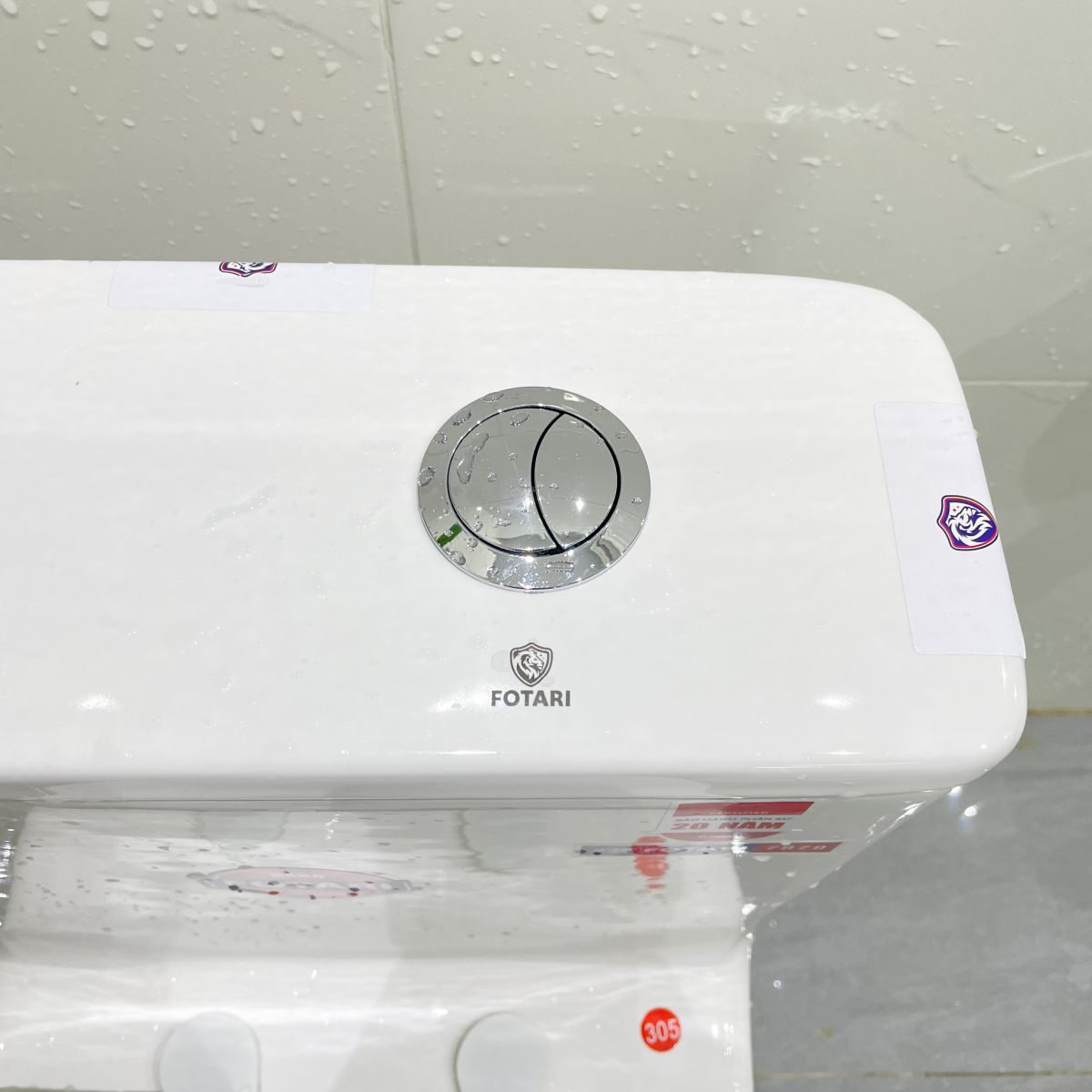 Bồn Cầu Sứ Nano Ceramic 7879