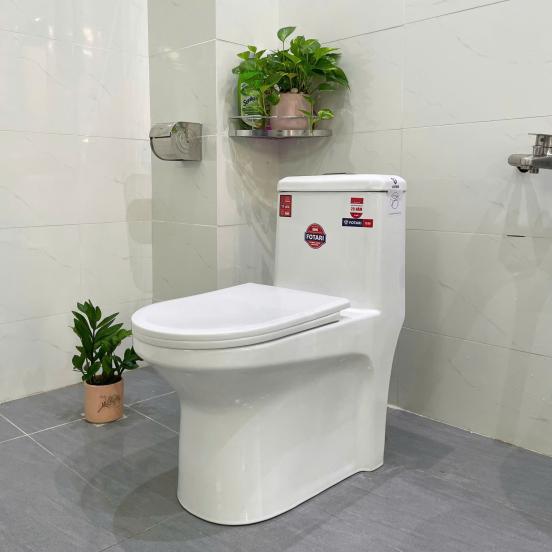 Bồn Cầu Sứ Liền Khối Fotari 1330