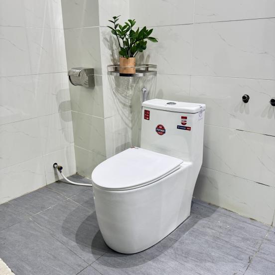 Bồn Cầu Fotari Nguyên Khối Nano Ceramic Model 1662