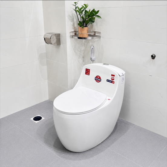 Bồn Cầu Sứ Fotari 1 Khối Nano Ceramic Model 1668